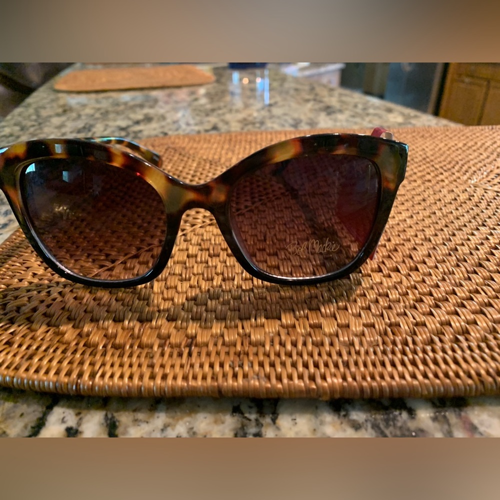 Bob Mackie Oversized Leopard Sunglasses NWT